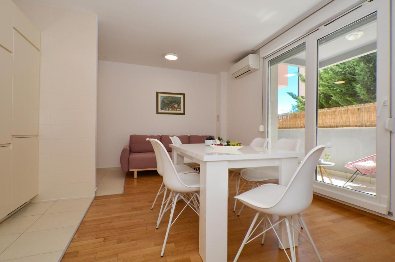 Apartment Luka Split Exteriör bild