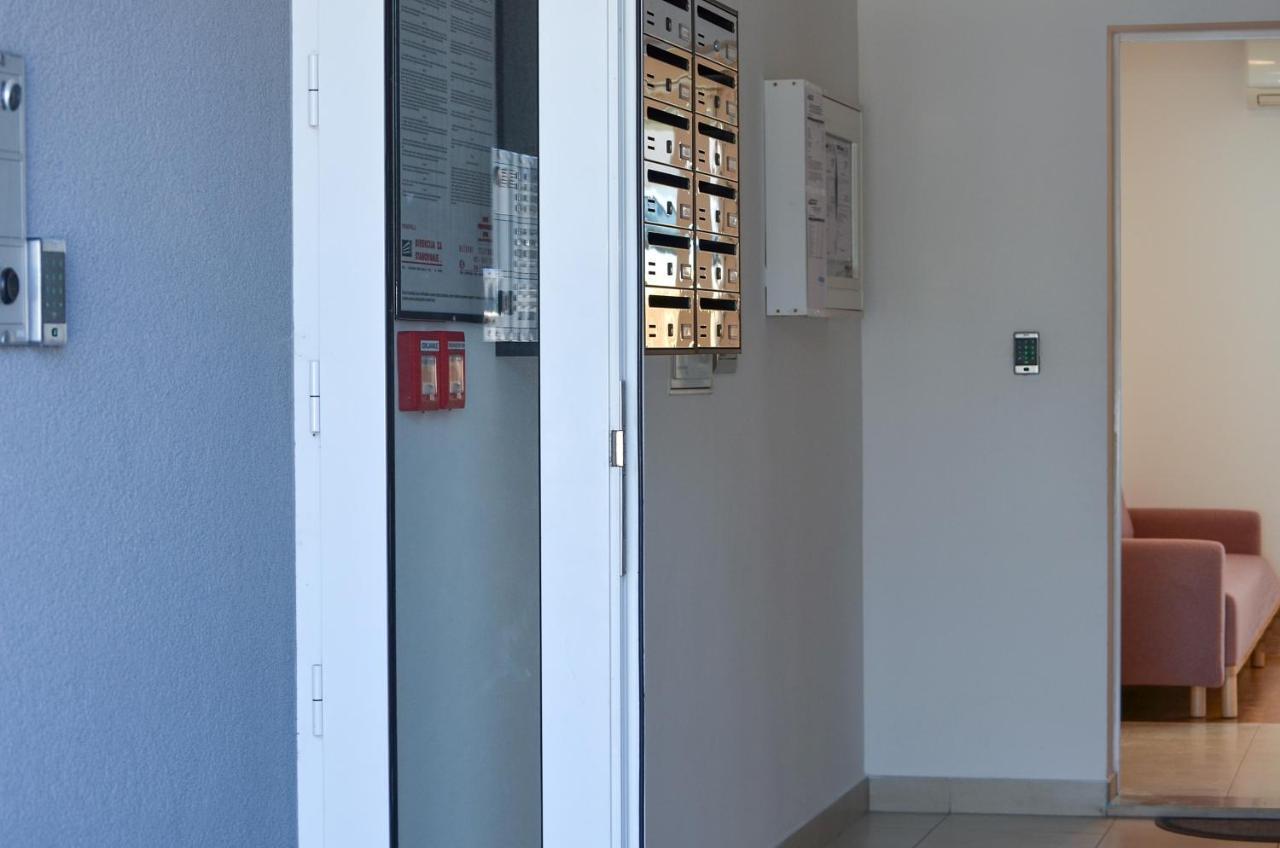 Apartment Luka Split Exteriör bild