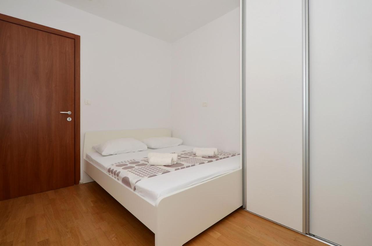 Apartment Luka Split Exteriör bild